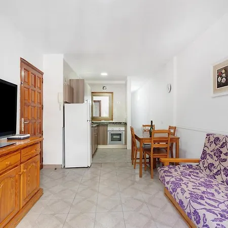 Apartment Apto Emeterio Cristianos By Paramount Holidays
