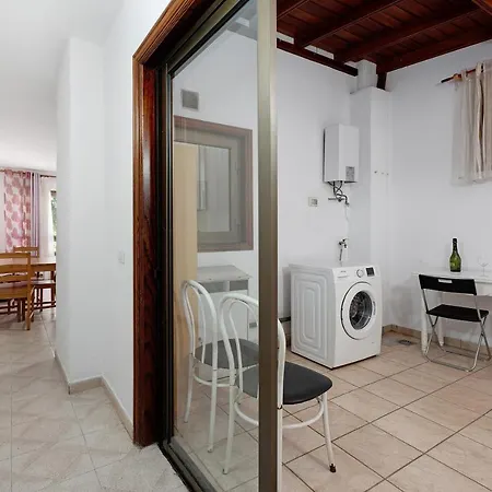 Cristianos - Emeterio Center - 5 Min * Arona (Tenerife)